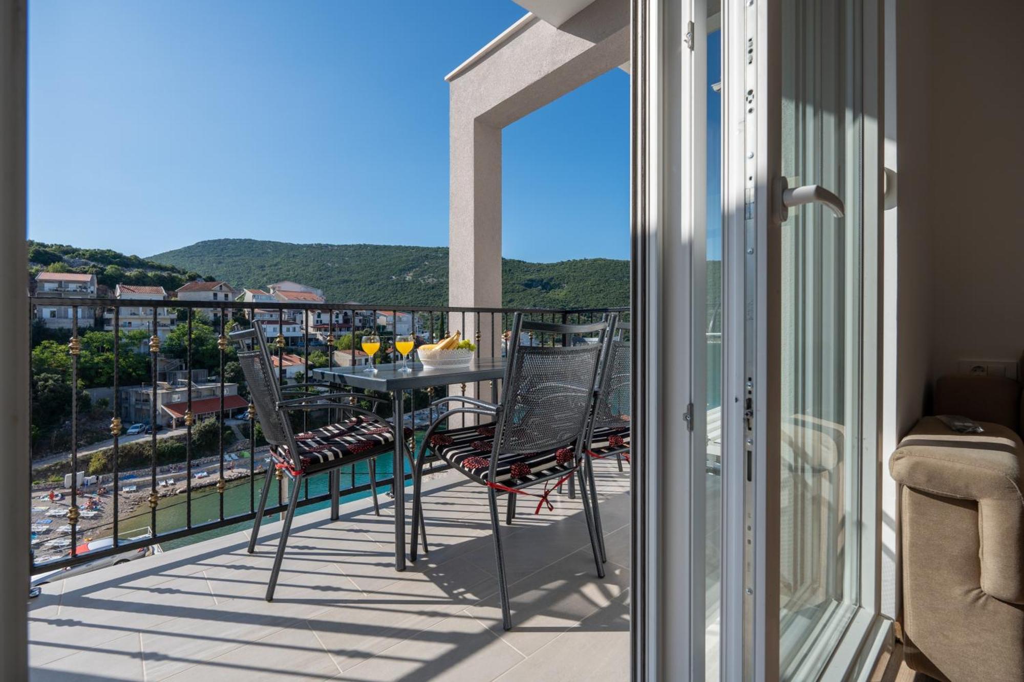 Apartments Budes Neum Kamer foto
